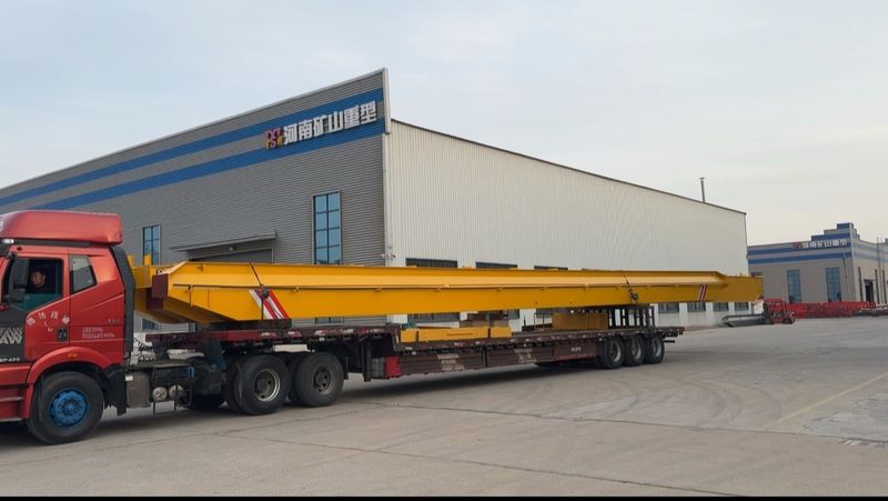 電動(dòng)葫蘆橋式起重機(jī) LH10t-27.95m 電動(dòng)單梁起重機(jī) LD5t—23.3m 制作完成，發(fā)往浙江省金華市交付客戶使用